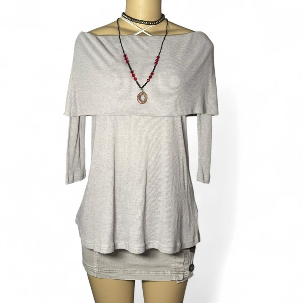 Umgee Taupe Ribbed Off-Shoulder Pullover – Size S